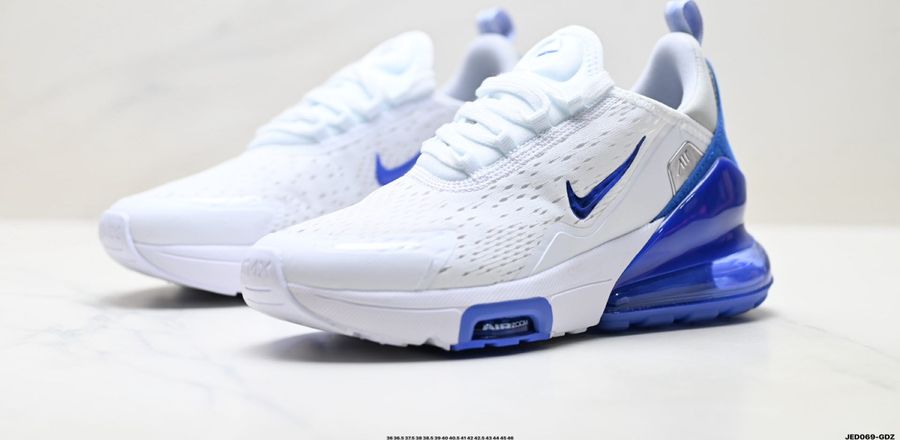 Nike Air Max 270 · blancas y azules