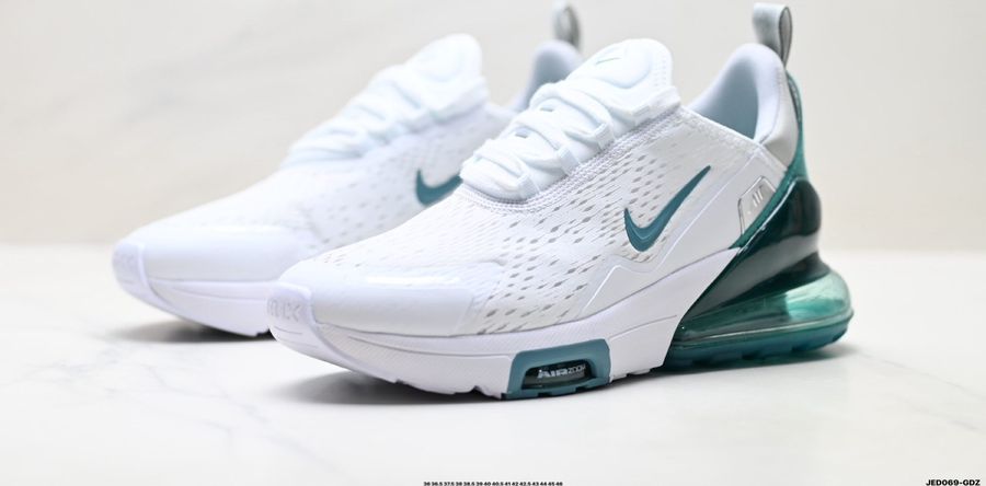Nike Air Max 270 · blancas y verdes