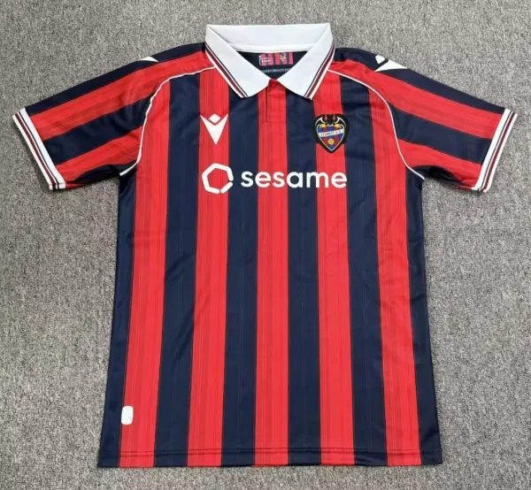 Levante UD 1ª Equipación