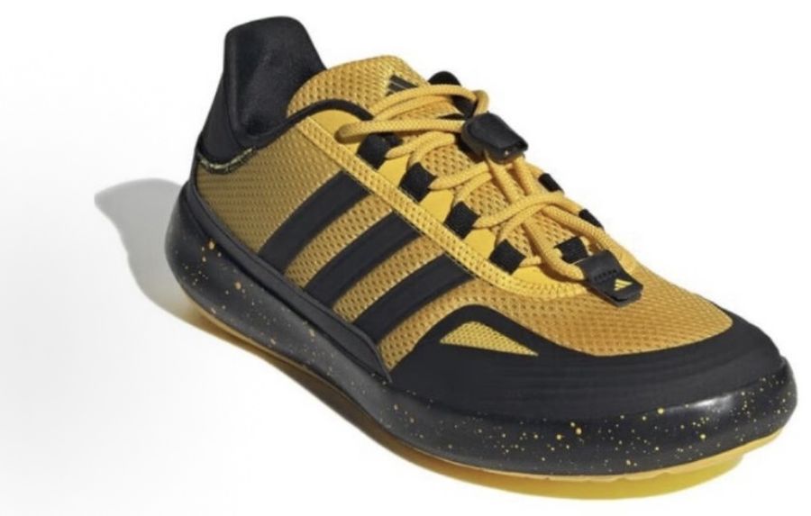 Adidas Roamboat · amarillas y negras · vista 2