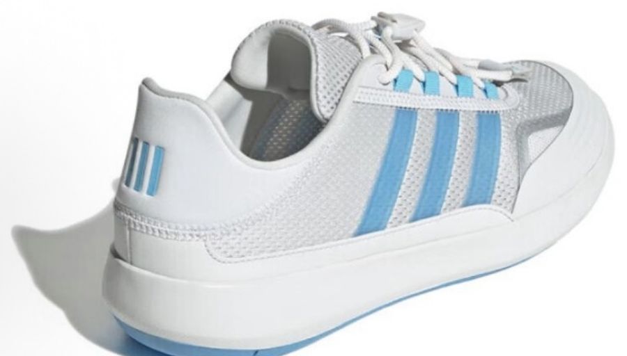 Adidas Roamboat · blancas y azules · vista 3